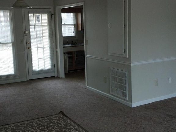 living room/dining room from front door