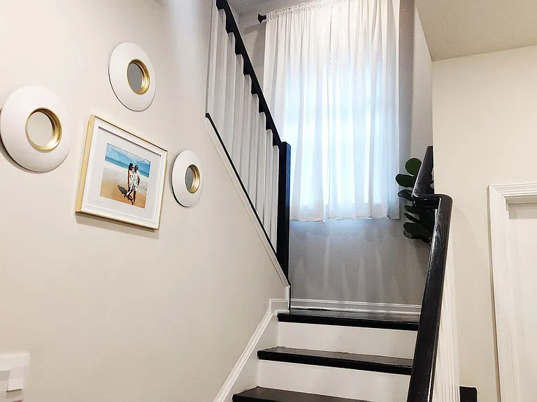 422 Constellation Ln — Photo 13