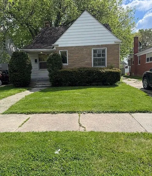 8266 Warwick St — Photo 1