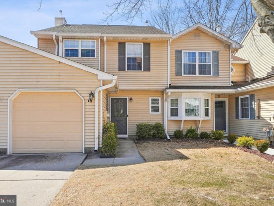 16 Winchester Ct, Bordentown, NJ 08505