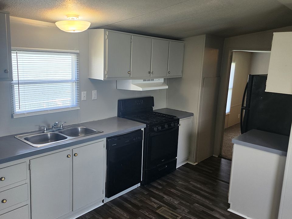 1st image of 2900 N Union St #97