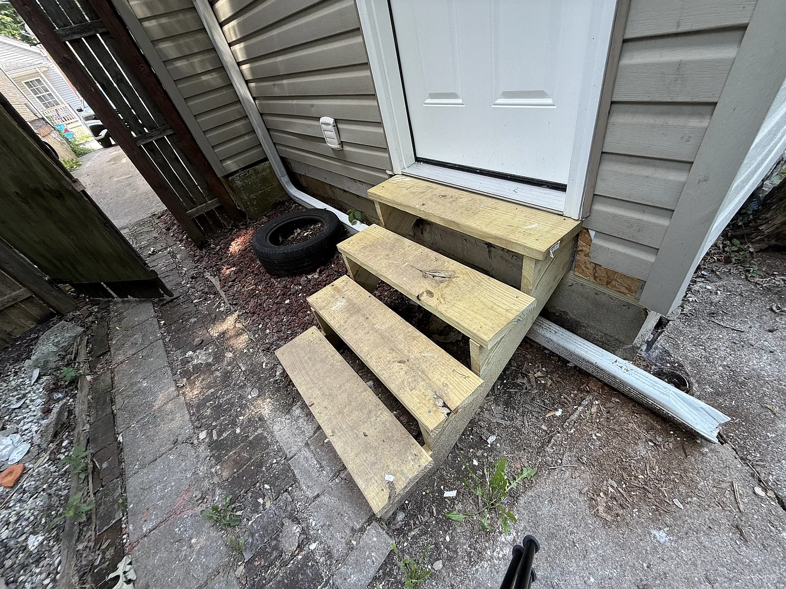 2036 Mackoy Street - 1 — Photo 2
