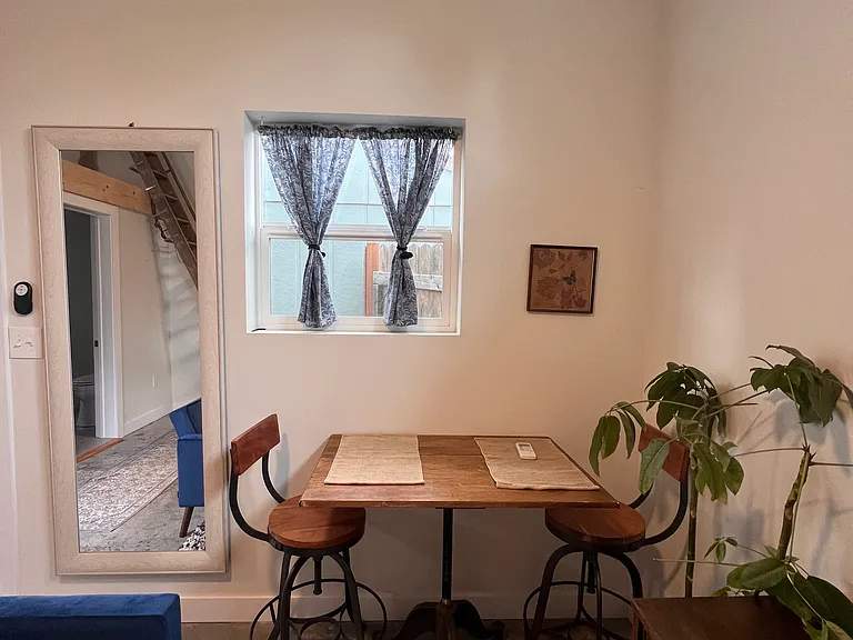 2824 W Sinto Ave #ADU — Photo 3