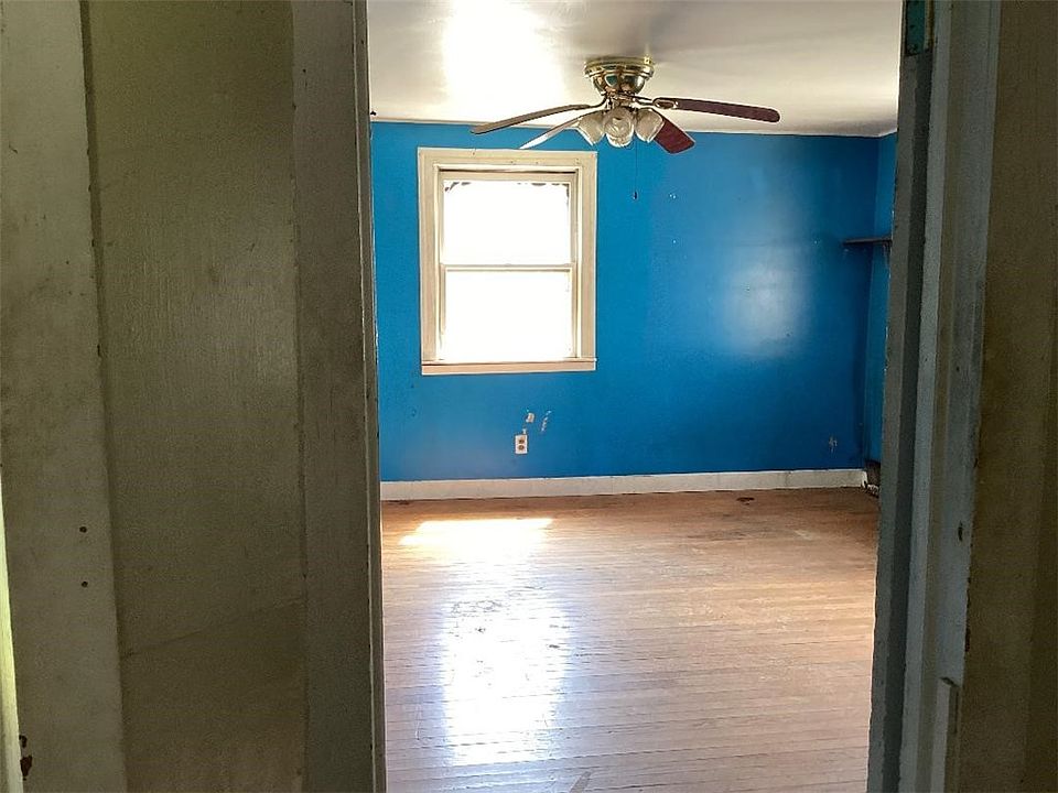 10th image of 12 Hancock Rd
