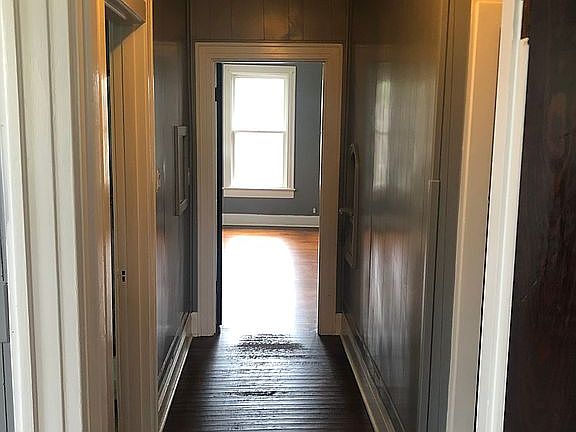 2nd image of 2290 Liberty St