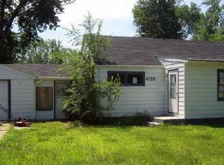 409 Wilshire Blvd, Machesney Park, IL 61115
