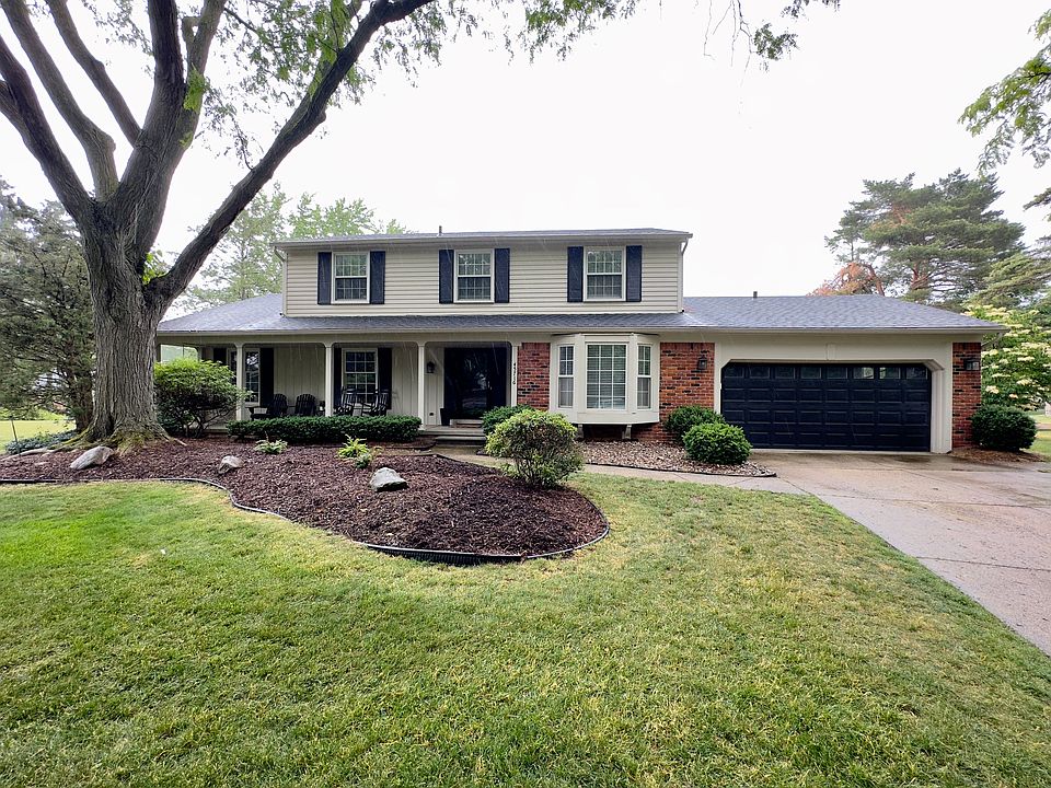 1st image of 45716 Clement Ct