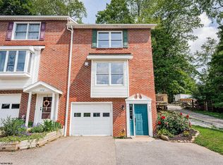 103 Stilwell Dr, Morgantown, WV 26505