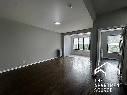 2666 E 77th St #3 Photo 1