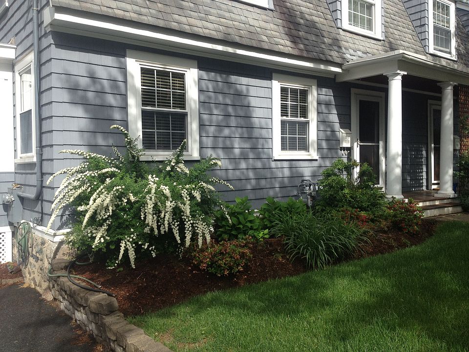 2nd image of 28 York St
