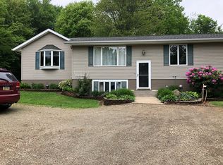 1446 Old State Rd, Waterford, PA 16441