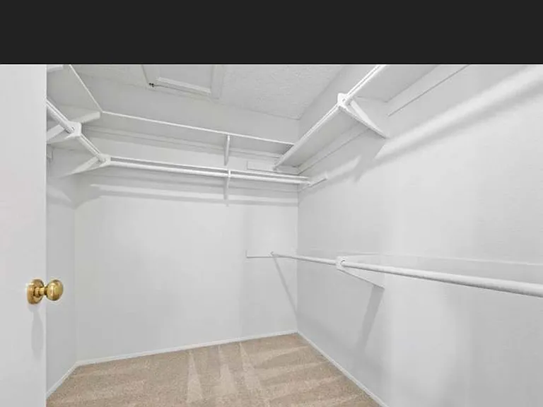 740 Edgewater Dr — Photo 28