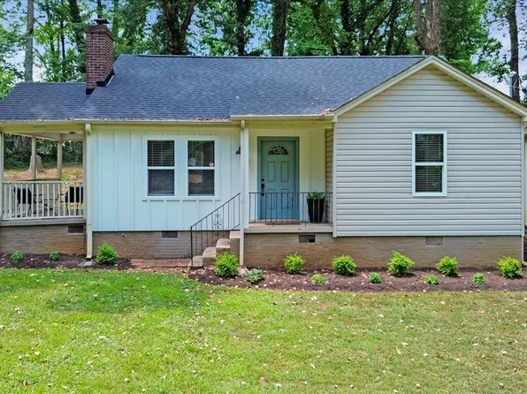 13 Tindal Rd, Greenville, SC 29617