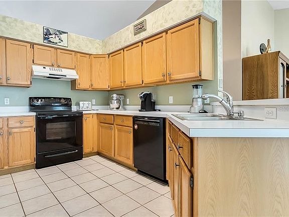 3rd image of 11827 Lewis Green Way