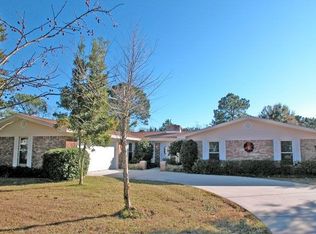 24 Walnut Ave, Shalimar, FL 32579