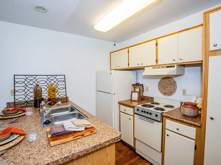 Full Kitchen