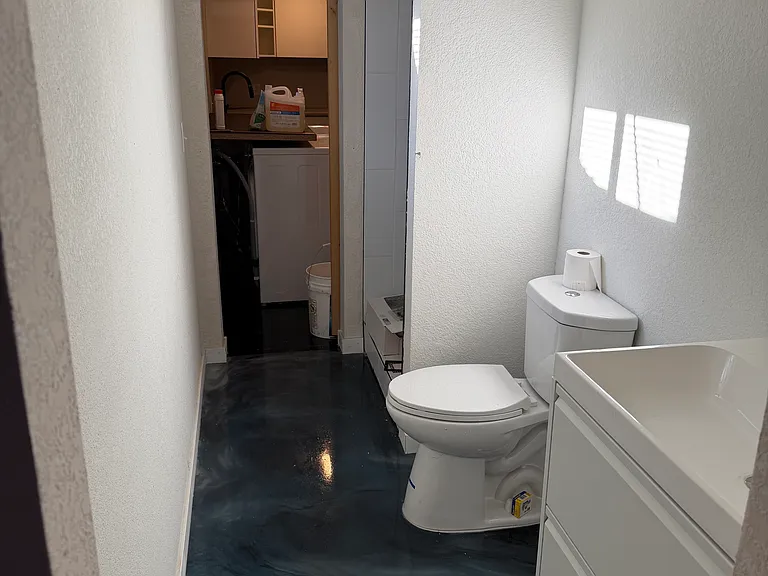 2097 Kingston St — Photo 6