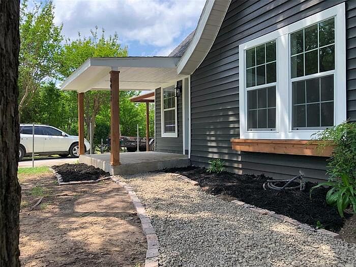 2nd image of 6911 Overlook Dr