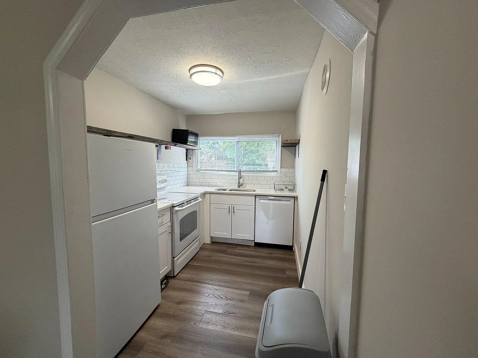 1 bed, 1.0 bath, 500 sqft, $1,364 — Photo 4
