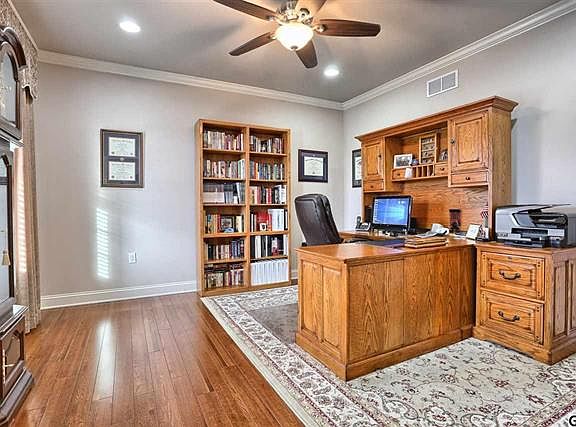 3rd image of 3 Rosewood Ct