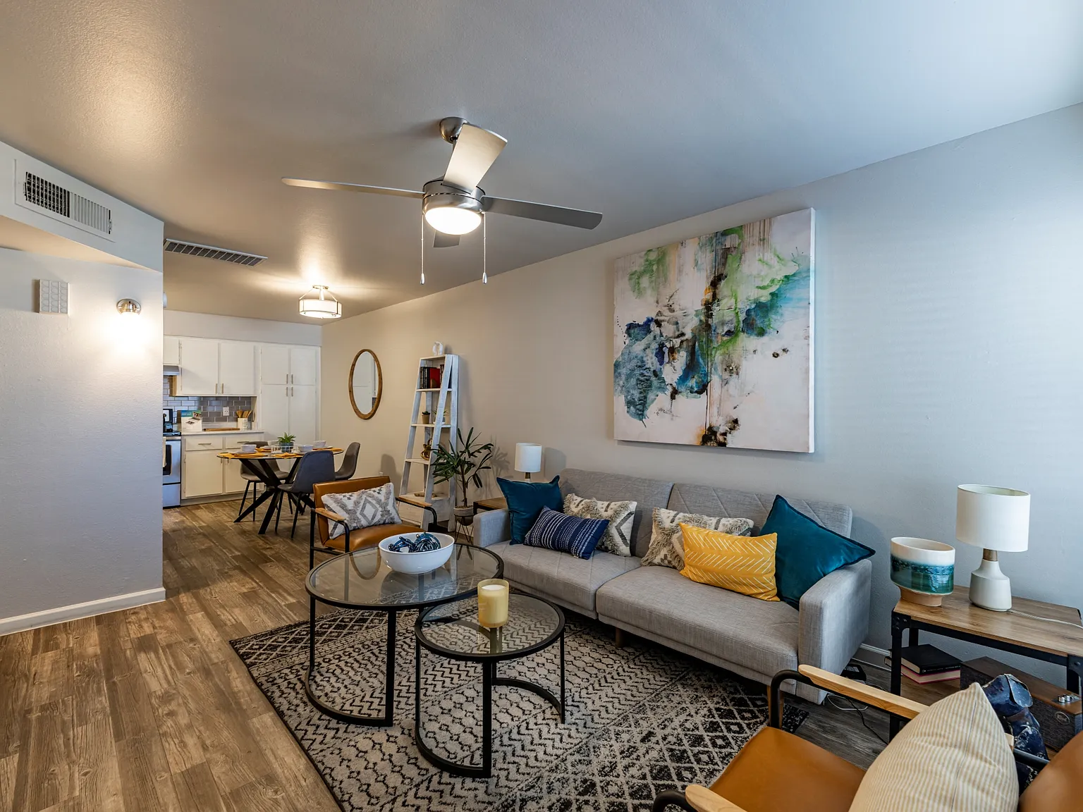Arches Apartment Homes — Photo 3