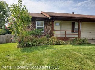 2723 Ridgecroft Dr SE, Grand Rapids, MI 49546