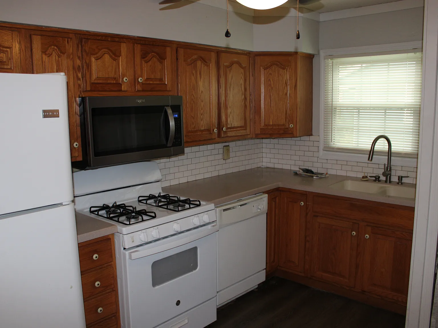 3 bed, 1236 sqft, $1,650 — Photo 3