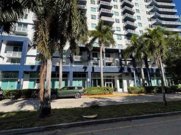 275 NE 18th St, Miami, FL 33132