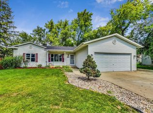 24924 Hiawatha Dr, Kansasville, WI 53139
