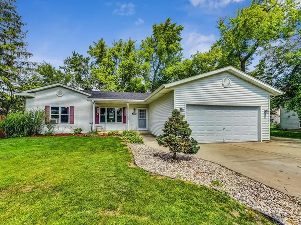 24924 Hiawatha DRIVE, Kansasville, WI 53139
