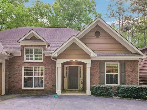 105 Flowers Dr, Covington, GA 30016