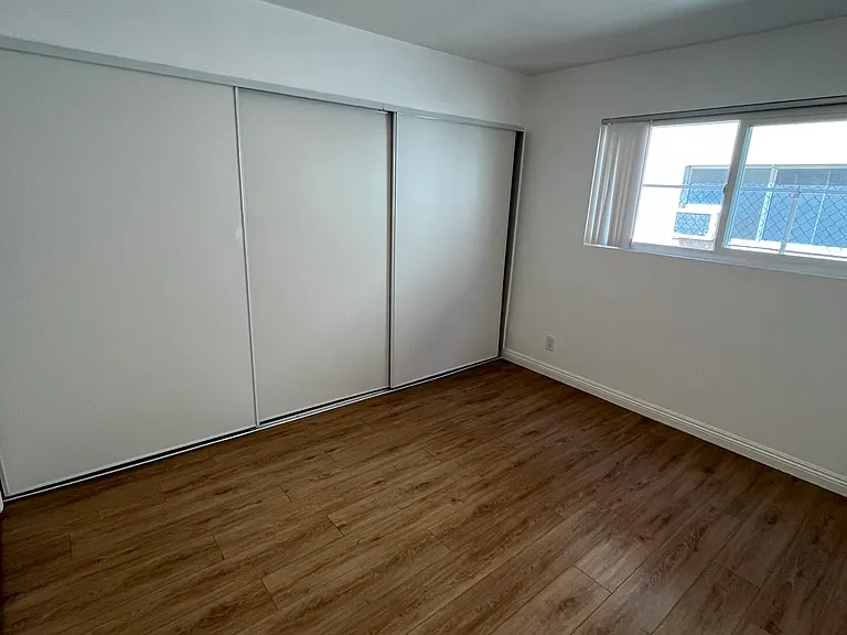 19142 Sherman Way #1 — Photo 14