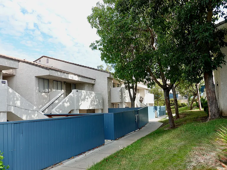 Vista Springs Apartments — Photo 27
