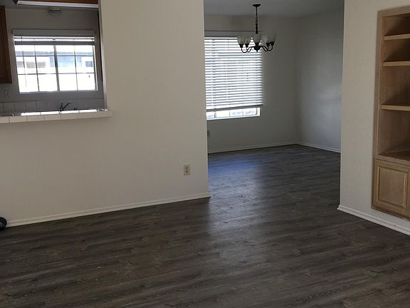 3rd image of 2800 Plaza Del Amo Unit 392