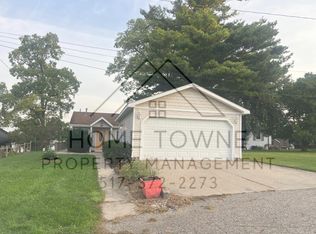 5935 Twin Oaks Dr, Laingsburg, MI 48848