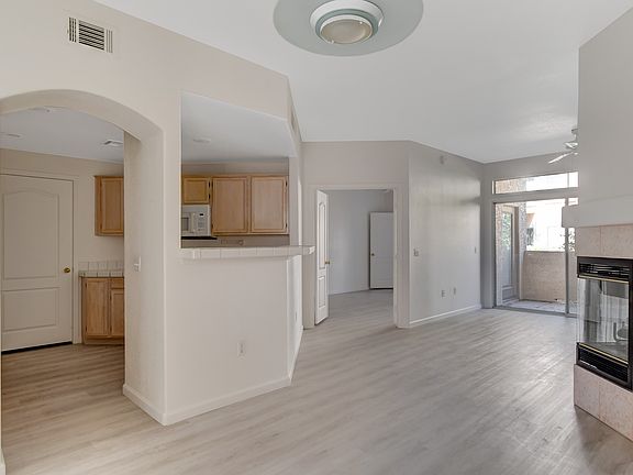 7400-Flamingo_02_10182022