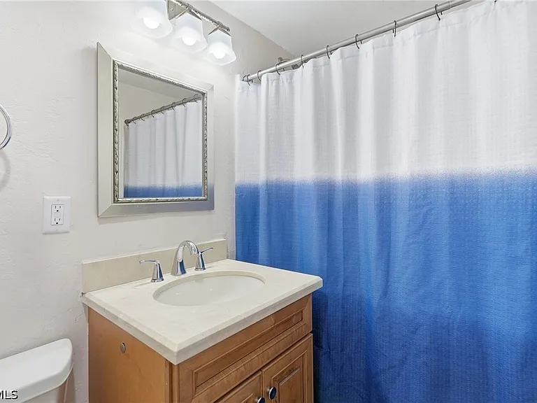 2342 Barden St — Photo 25