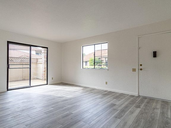 5th image of 5413 Colony Green Dr