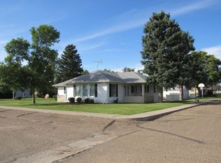 519 Minnehan St, Medicine Lake, MT 59247
