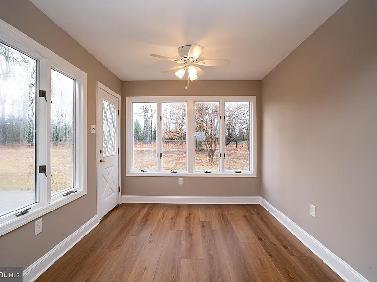 127 Kendall Rd — Photo 16