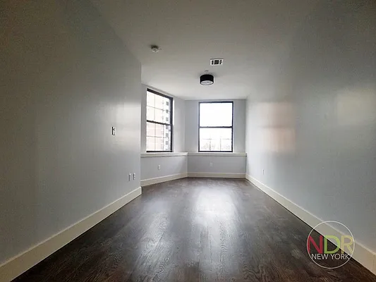 Rented by Next Door Realty NYC | media 27