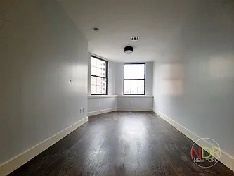 Rented by Next Door Realty NYC
