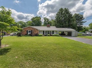 532 Woodside Ln, Waynesboro, VA 22980