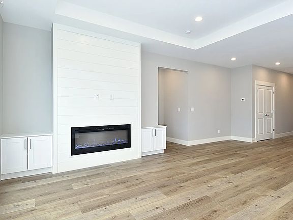 3rd image of 2203 SE 13th St