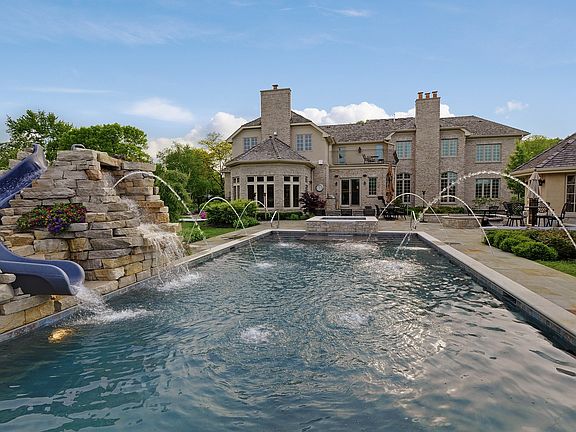 Back Exterior/Backyard