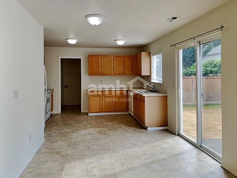 5008 S Mullen St — Photo 3