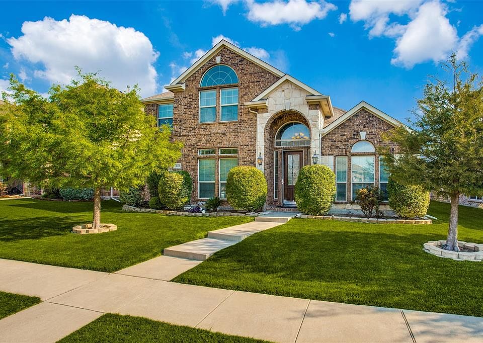 1st image of 3653 Danbury Ln