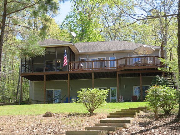 3rd image of 439 Great Creek Dr