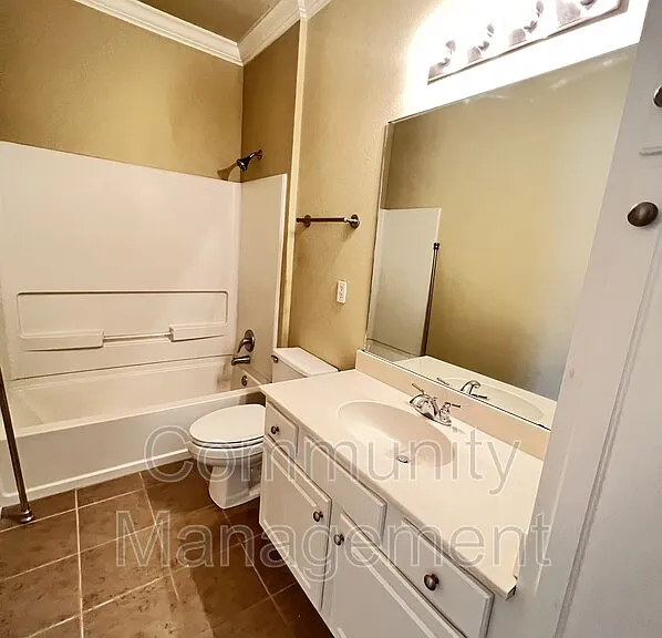 2104 Mount Hope Aly — Photo 6