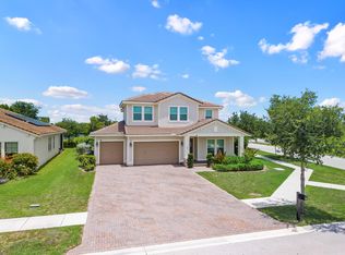 984 Sterling Pine Pl, Loxahatchee, FL 33470